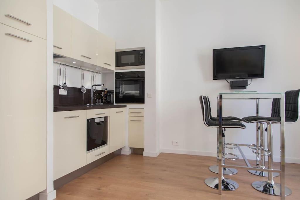 #28 1 Bdr Flat Ac Balcony Hper Central 10Mins To Beach & Old Town นีซ ภายนอก รูปภาพ